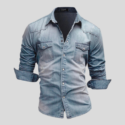 Chemise en denim au style moderne