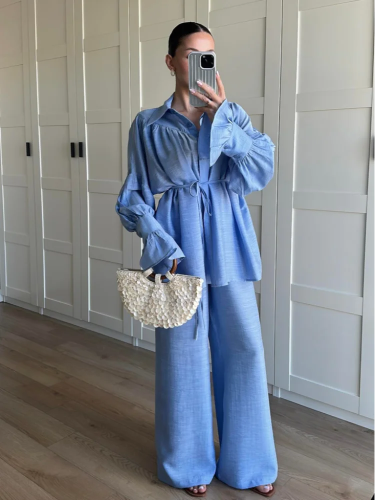 Ensemble en Lin Elena